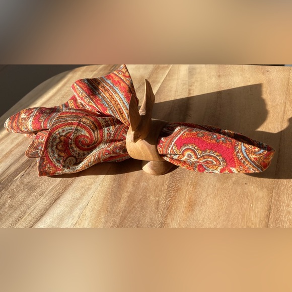 Pottery Barn Vintage Paisley Linen Napkins Set of 12 - Picture 6 of 15